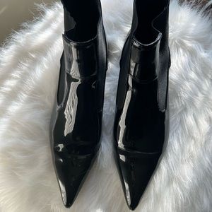 👢Zara Patent Leather Booties